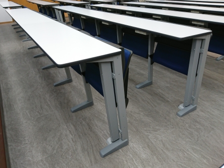 長机イラスト 無料イラストなら イラストac