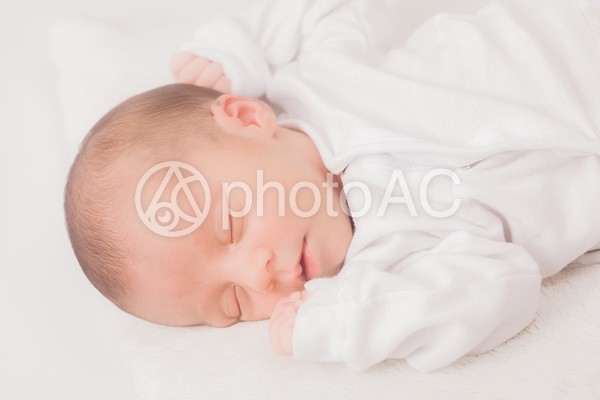 眠る赤ちゃん3 眠る赤ちゃん3の写真