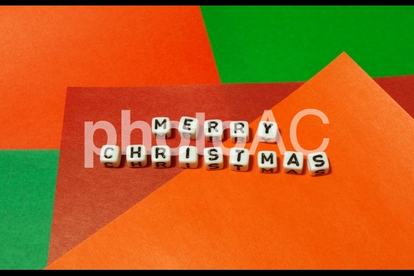 文字キューブ MERRY CHRISTMAS メリークリスマス 正面 文字キューブ MERRY CHRISTMAS メリークリスマス 正面の写真