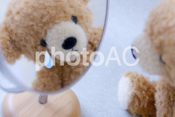 心で泣いてる 心で泣いてるの写真