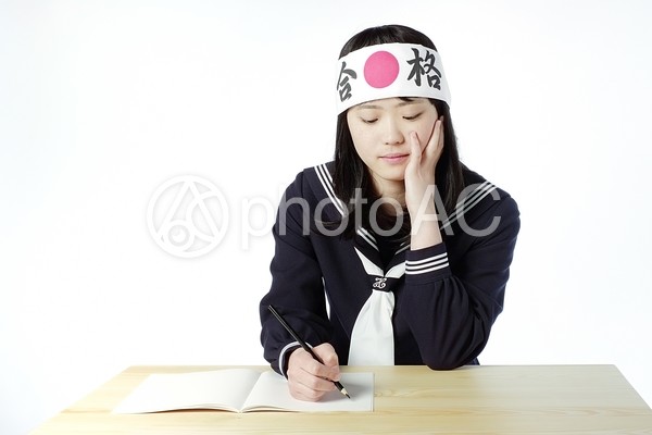 合格はちまきを巻いた女子高生35 No 写真素材なら 写真ac 無料 フリー ダウンロードok