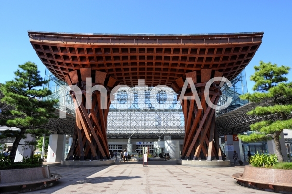 金沢駅 鼓門 金沢駅 鼓門の写真
