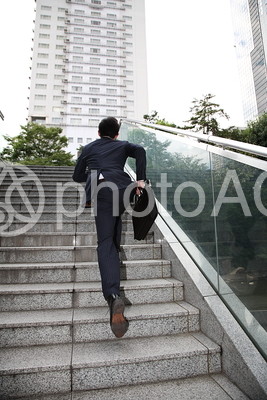 走るビジネスマン2 No 806 写真素材なら 写真ac 無料 フリー ダウンロードok