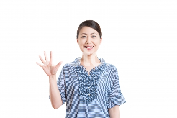 日本人女性 白背景 日本人女性 白背景の写真