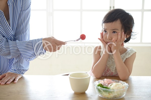 母と子 食事27 母と子 食事27の写真