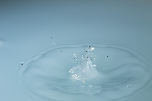 水滴の写真素材 写真素材なら 写真ac 無料 フリー ダウンロードok