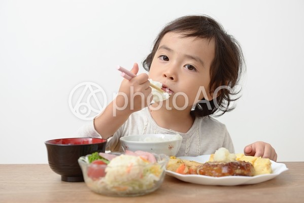 母と子 食事43 母と子 食事43の写真