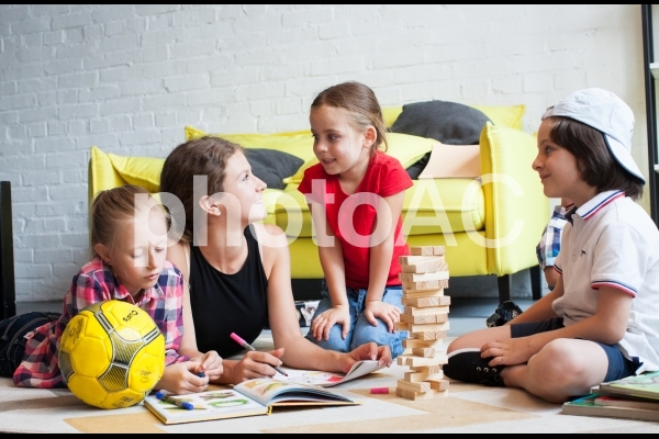 子どもと遊ぶベビーシッター49 子どもと遊ぶベビーシッター49の写真
