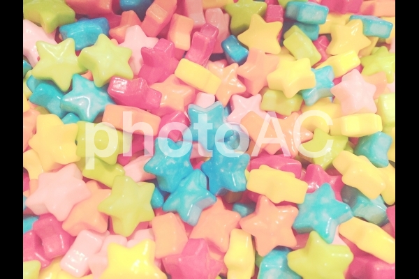 星形のカラフルキャンディー 星形のカラフルキャンディーの写真