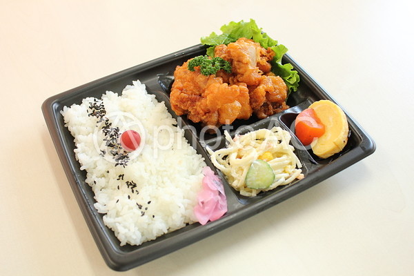 からあげ弁当 からあげ弁当の写真