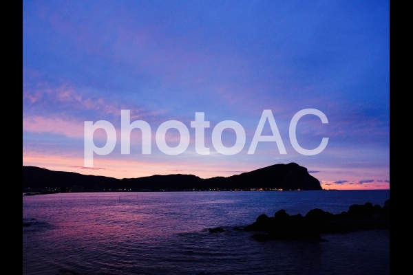 薄闇の岬 薄闇の岬の写真