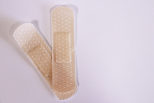 「ac 写真 絆創膏」の画像検索結果