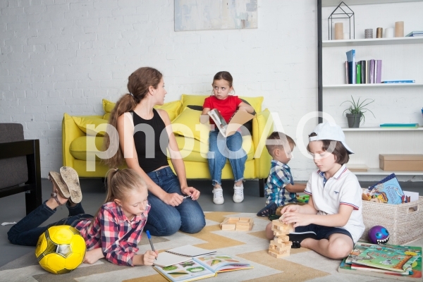 子どもと遊ぶベビーシッター30 子どもと遊ぶベビーシッター30の写真