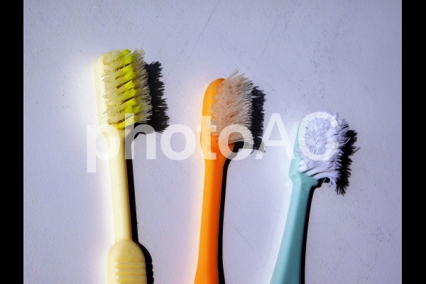 使用済み歯ブラシの再利用 使用済み歯ブラシの再利用の写真