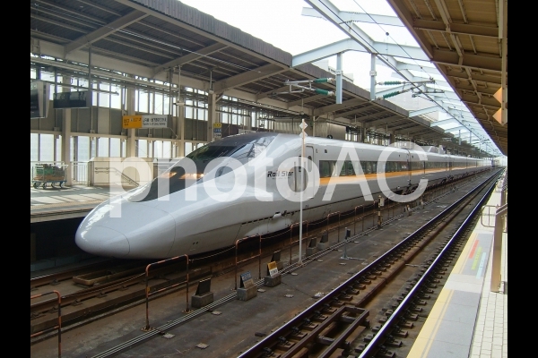 ひかりレールスター 700系 ひかりレールスター 700系の写真