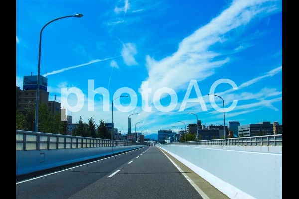 ドライブ 高速道路 ドライブ 高速道路の写真