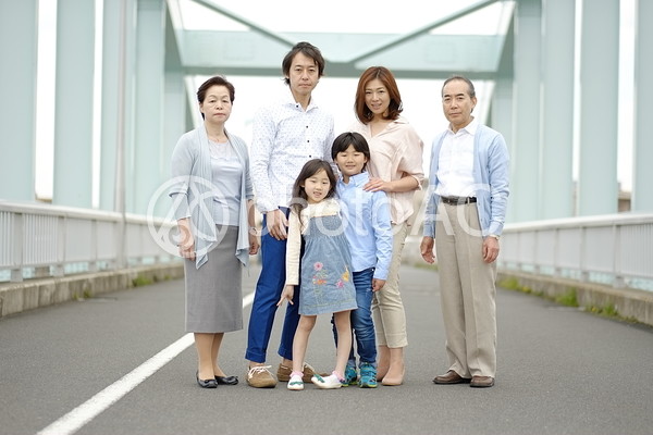 三世代家族13 三世代家族13の写真