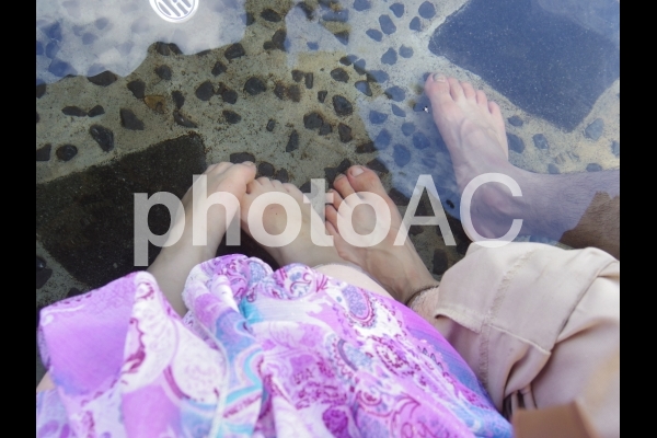 男女の足湯 男女の足湯の写真