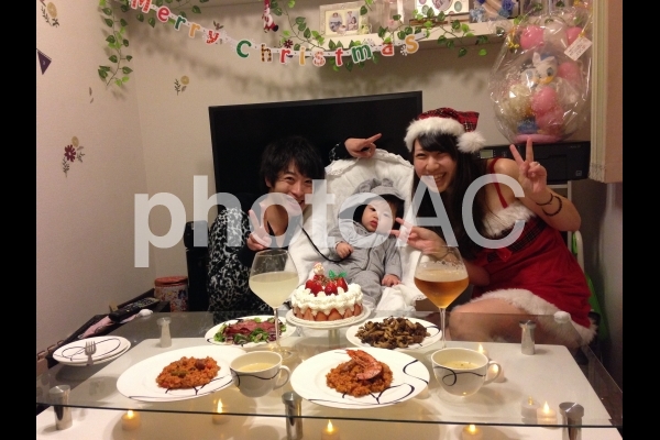 クリスマス 家族 クリスマス 家族の写真