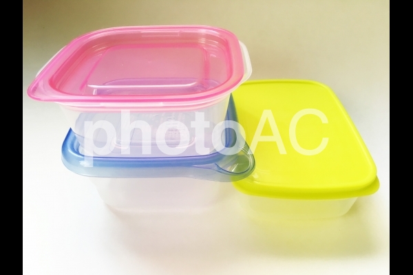 おかずを入れる容器 おかずを入れる容器の写真