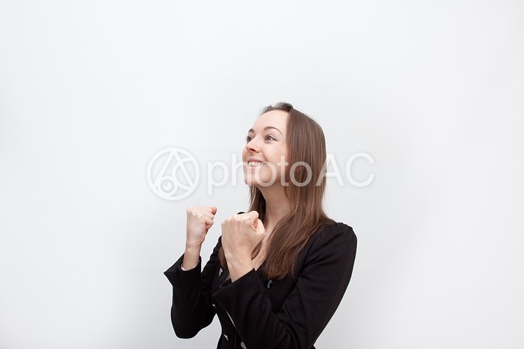 両手でガッツポーズをする女性 No 写真素材なら 写真ac 無料 フリー ダウンロードok