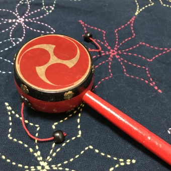 でんでん太鼓の写真素材 写真素材なら 写真ac 無料 フリー ダウンロードok