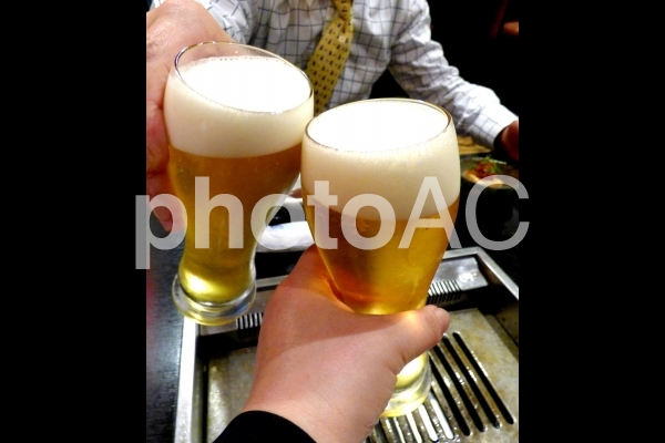 生ビール 乾杯 生ビール 乾杯の写真