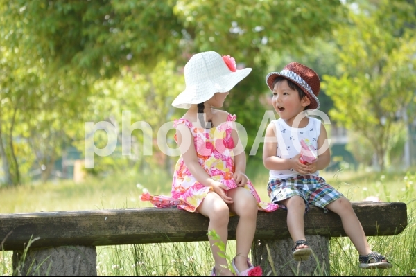 男の子と女の子 男の子と女の子の写真