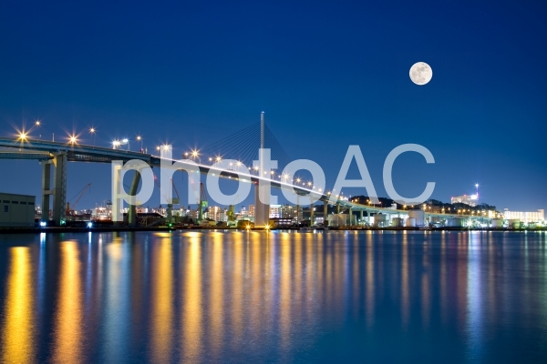 埠頭からの夜景/博多(那の津埠頭) 埠頭からの夜景/博多(那の津埠頭)の写真