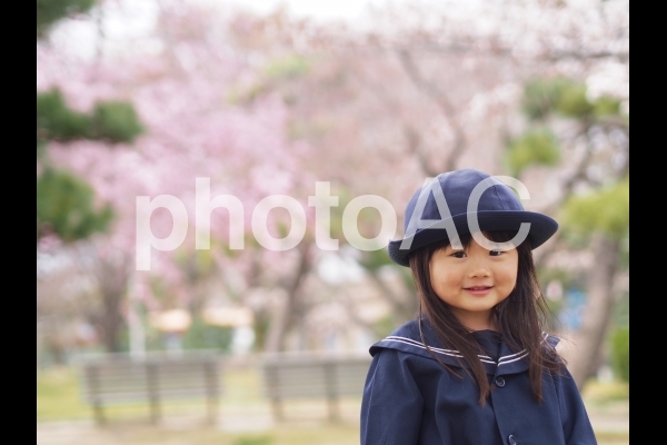 笑顔の女の子 笑顔の女の子の写真