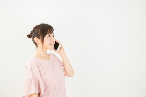 電話するの写真素材 写真素材なら 写真ac 無料 フリー ダウンロードok