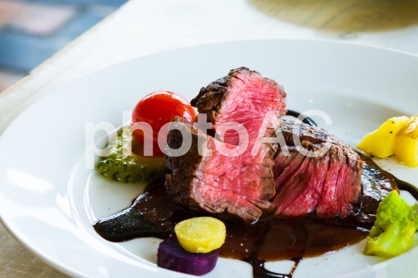 肉料理 肉料理の写真