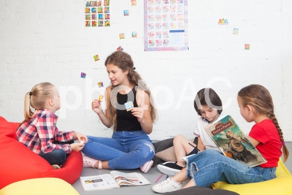 子どもと遊ぶベビーシッター22 子どもと遊ぶベビーシッター22の写真