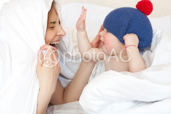 ママと赤ちゃん2 ママと赤ちゃん2の写真