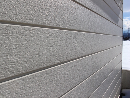 プレハブの車庫・倉庫の写真