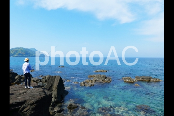 男性 釣り 福井県若狭湾 男性 釣り 福井県若狭湾の写真