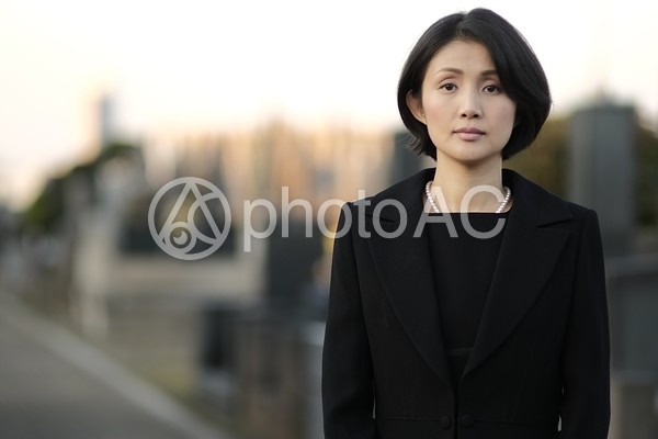礼服の女性8 礼服の女性8の写真