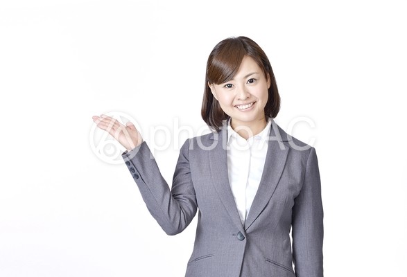 案内をする女性3 案内をする女性3の写真