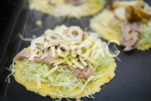 庭でお好み焼きパーティー 庭でお好み焼きパーティーの写真