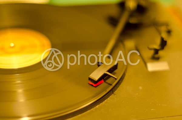 レコードプレーヤー2 レコードプレーヤー2の写真