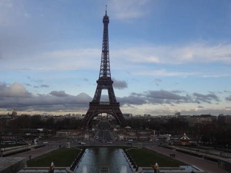 エッフェル塔の写真素材 写真素材なら 写真ac 無料 フリー ダウンロードok