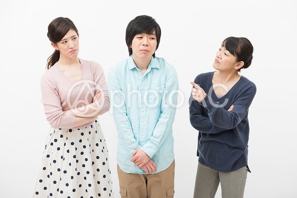 二人に責められる旦那4 二人に責められる旦那4の写真