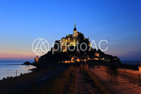 最高のイラスト画像 最新のhdモンサン ミッシェル イラスト