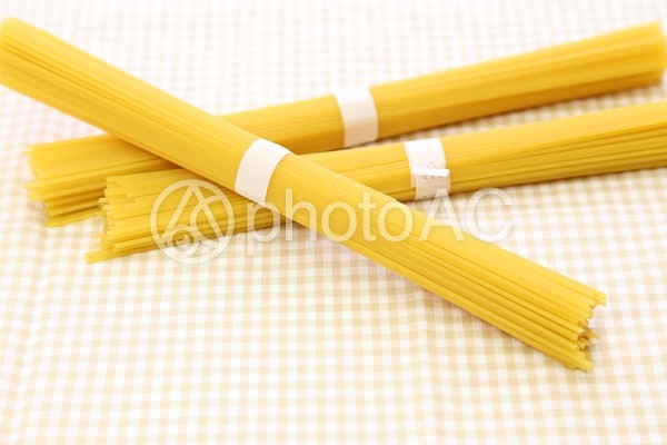 パスタの束 パスタの束の写真