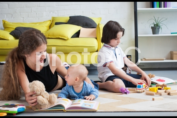 子どもと遊ぶベビーシッター45 子どもと遊ぶベビーシッター45の写真